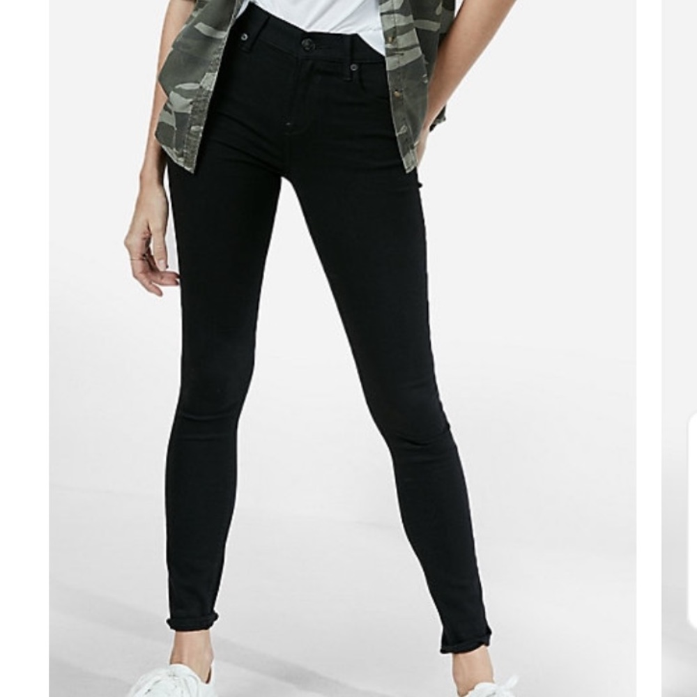Express Mid Rise Jeans
